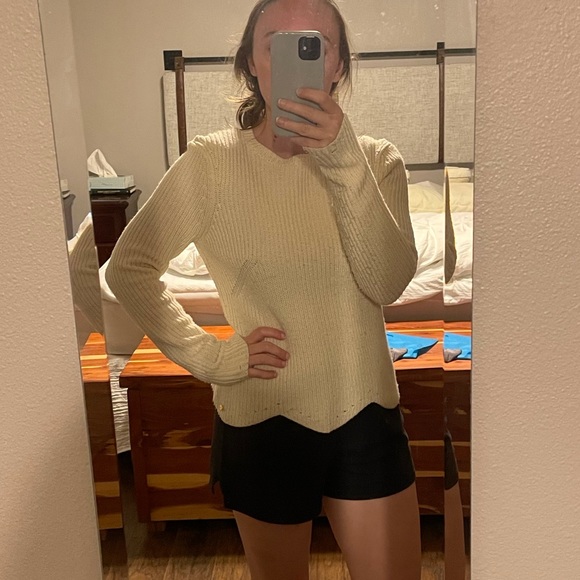 Ted Baker Finda Scalloped Edge Ribbed Jumper - Picture 4 of 14